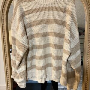 American Eagle Striped Beige and Cream
